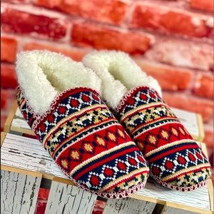 Women’s Fleece Fair Isle Patterned Slippers, Size 7 And 8